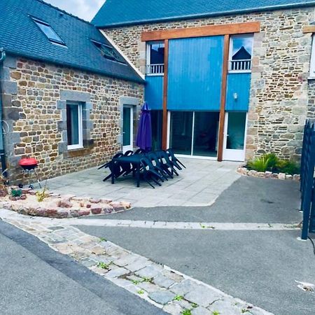 فيلا Le Gite De La Mongatelais Roz-Landrieux المظهر الخارجي الصورة